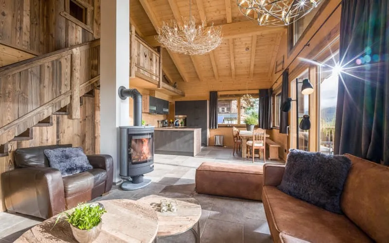 natzenhof_st_johann_chalet_seeblick_wohnzimmer_1.jpg